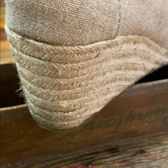 TOMS  Linen Hemp Boot Wedges! - Picture 11 of 16